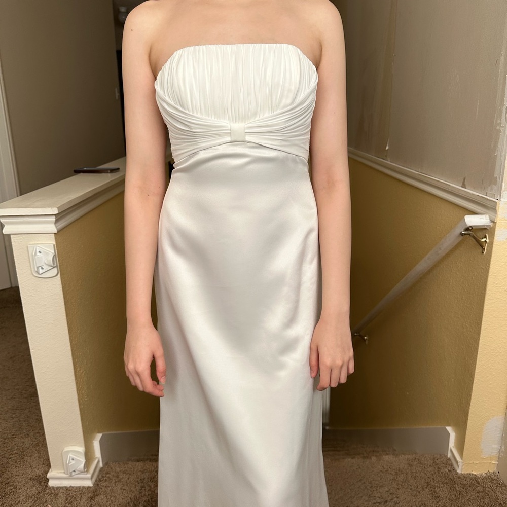 XS Elegant White Strapless Wedding Dress